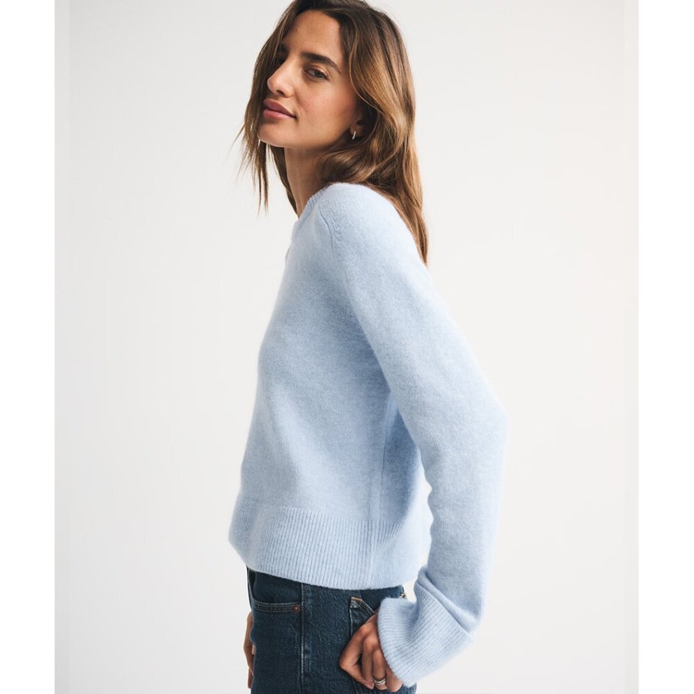 Abercrombie Madeline Merino Blend Sweater in Blue (M) - Picture 7 of 9